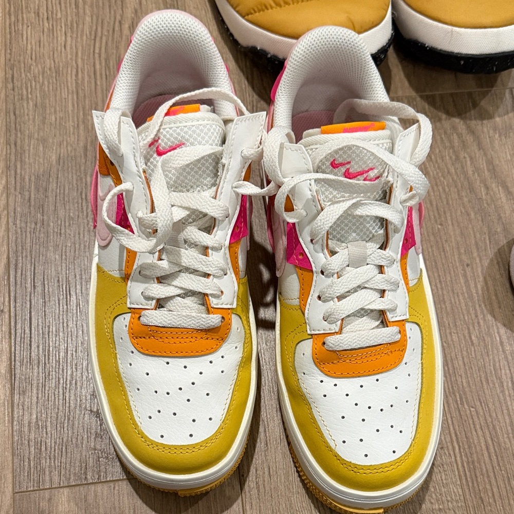 Nike Women’s Air Force 1 Fontanka Sunrise sneaker in summit white and hyper pink
